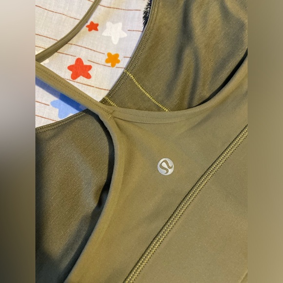 Lululemon Flow Y Nulu Sports Bra - Picture 2 of 4